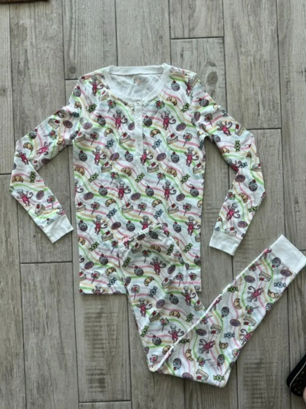 NWOT Roller Rabbit Sweet Dreams Swirl Pajamas Kids Sz.12